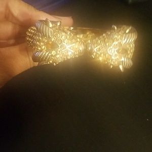 Gold Kissing Dragons Bracelet